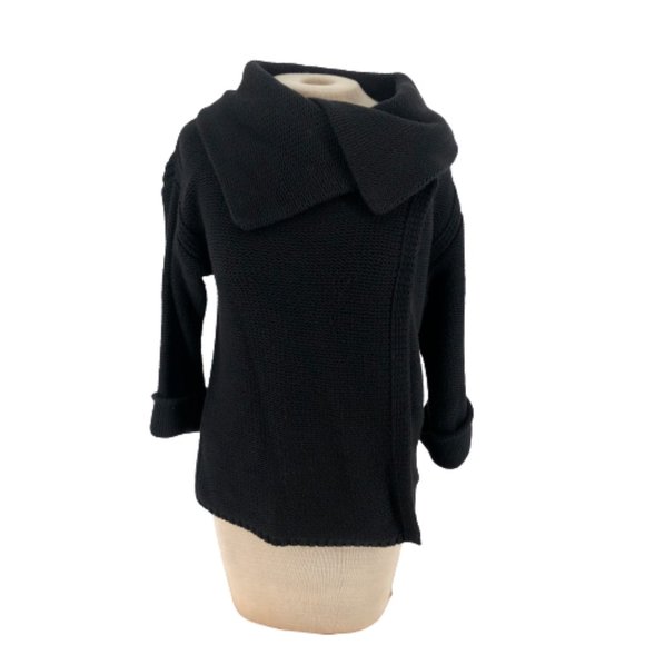 Old Navy Sweaters - Old Navy Cross Front Chunky Sweater Black